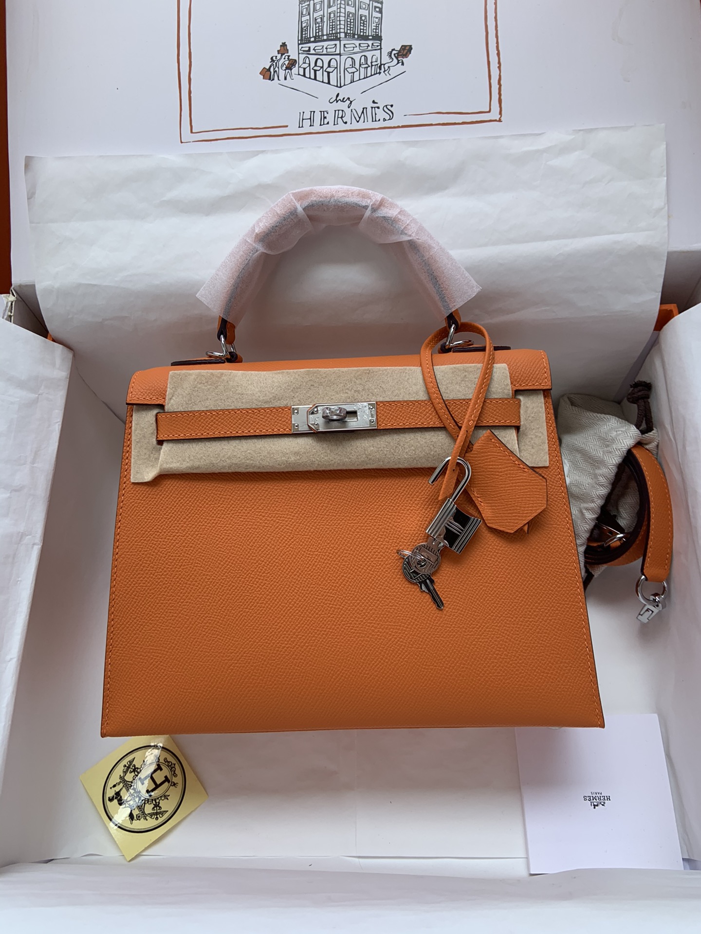 Hermes Kelly 25cm Handbag Shoulder Bag in Orange Epsom Leather